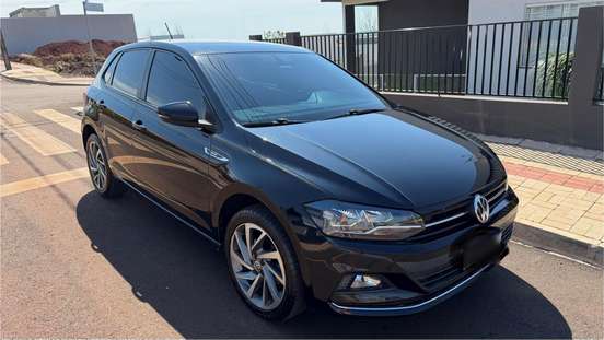 VOLKSWAGEN-POLO-2019