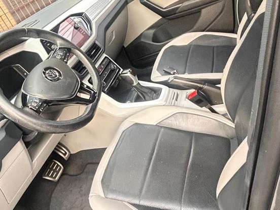 VOLKSWAGEN-T-CROSS-1.4 250 TSI TOTAL FLEX HIGHLINE AUTOMÁTICO VOLKSWAGEN-T-CROSS-2019
