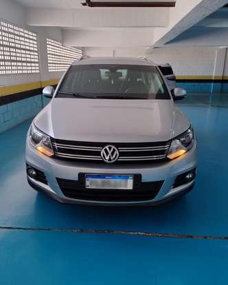 VOLKSWAGEN-TIGUAN-2015