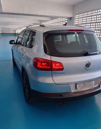 VOLKSWAGEN-TIGUAN-2015