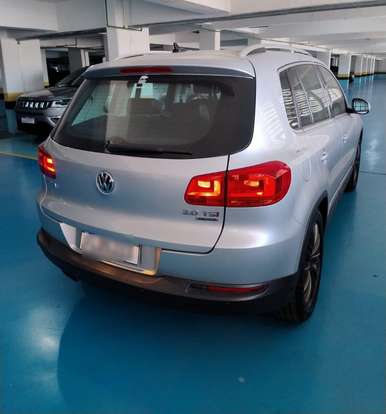 VOLKSWAGEN-TIGUAN-2015
