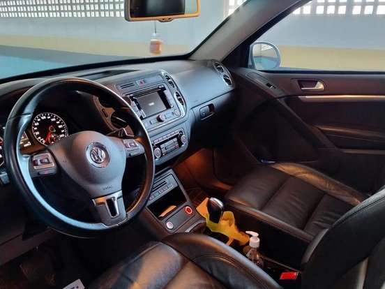 VOLKSWAGEN-TIGUAN-2.0 TSI 16V TURBO GASOLINA 4P TIPTRONIC VOLKSWAGEN-TIGUAN-2015