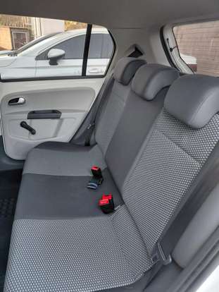 VOLKSWAGEN-UP-2014