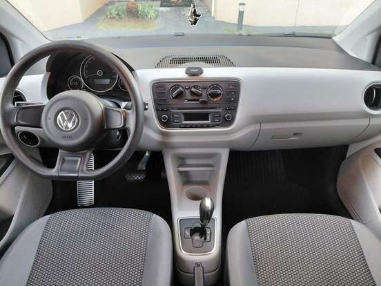 VOLKSWAGEN-UP-1.0 MPI MOVE UP 12V FLEX 4P AUTOMATIZADO VOLKSWAGEN-UP-2014