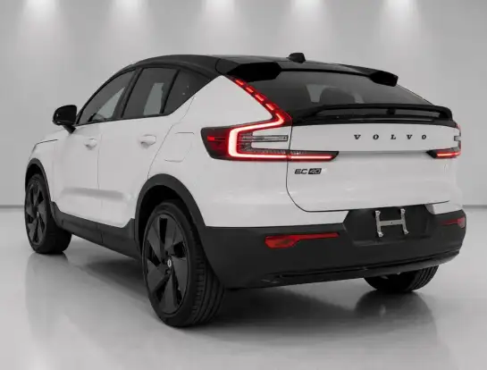 VOLVO-EC40-P8 RECHARGE TWIN ELECTRIC ULTRA BLACK EDITION AWD VOLVO-EC40-2026
