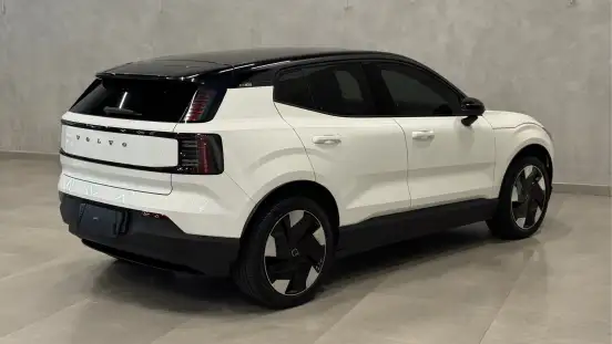 VOLVO-EX30-69 KW ELÉTRICO PLUS VOLVO-EX30-2024