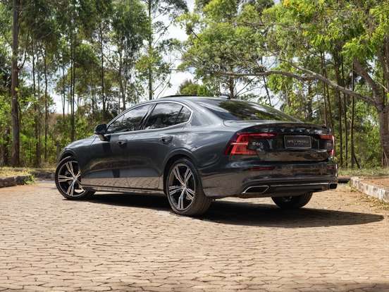VOLVO-S60-2.0 T5 INSCRIPTION GASOLINA 4P AUTOMÁTICO VOLVO-S60-2019