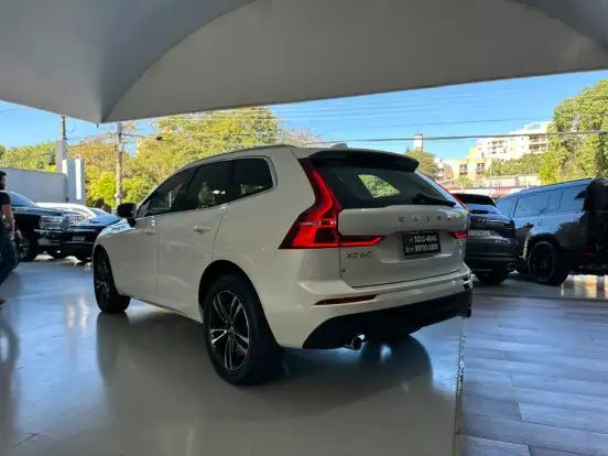 VOLVO-XC60-2.0 T8 HYBRID MOMENTUM AWD GEARTRONIC VOLVO-XC60-2019