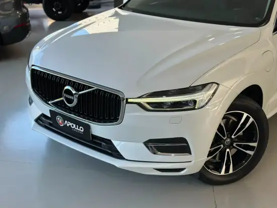 VOLVO-XC60-2019