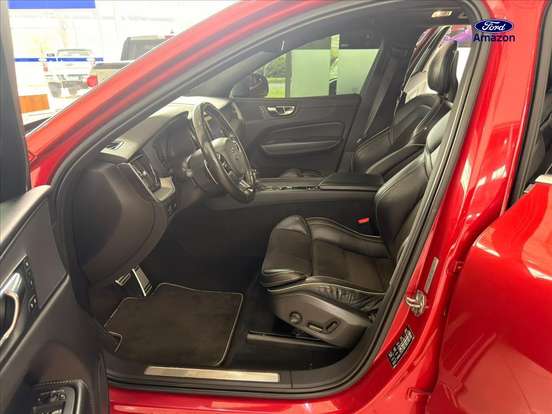 VOLVO-XC60-2.0 T5 GASOLINA R-DESIGN AWD GEARTRONIC VOLVO-XC60-2017