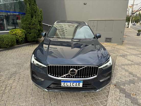 VOLVO-XC60-2023