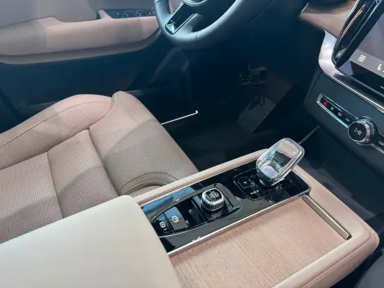 VOLVO-XC90-2.0 T8 PHEV ULTRA DARK AWD GEARTRONIC VOLVO-XC90-2026