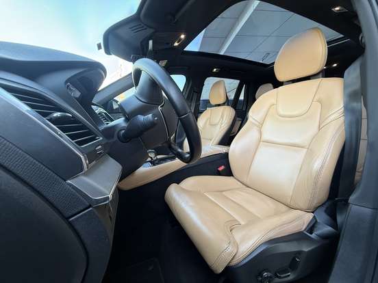 VOLVO-XC90-2.0 T6 GASOLINA MOMENTUM AWD GEARTRONIC VOLVO-XC90-2019