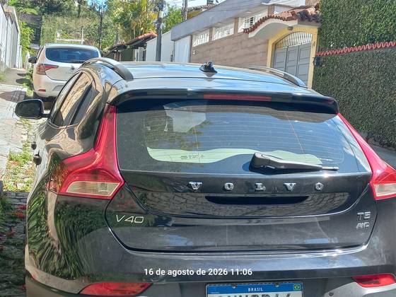 VOLVO V40 2.0 T4 DYNAMIC TURBO GASOLINA 4P AUTOMÁTICO