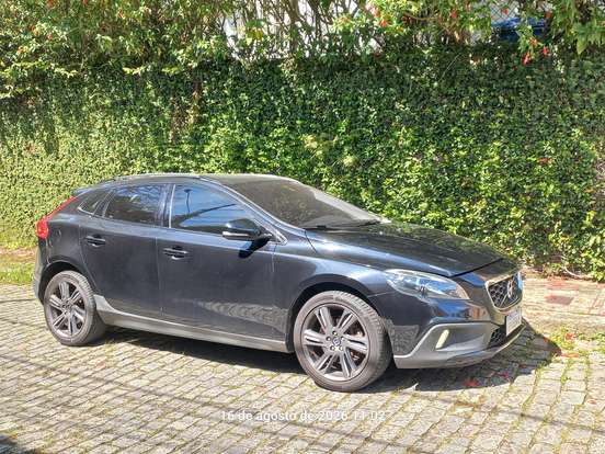 VOLVO-V40-2.0 T4 DYNAMIC TURBO GASOLINA 4P AUTOMÁTICO VOLVO-V40-2014