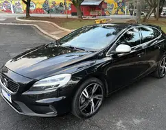 VOLVO V40 2.0 T5 R-DESIGN GASOLINA 4P AUTOMÁTICO VOLVO V40 2.0 T5 R-DESIGN GASOLINA 4P AUTOMÁTICO