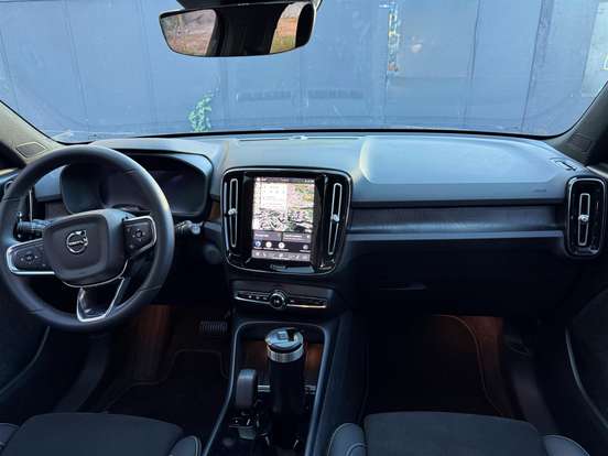 VOLVO-XC40-P6 RECHARGE ELECTRIC PLUS VOLVO-XC40-2023