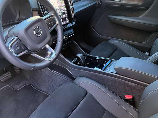VOLVO-XC40-P6 RECHARGE ELECTRIC PLUS VOLVO-XC40-2023
