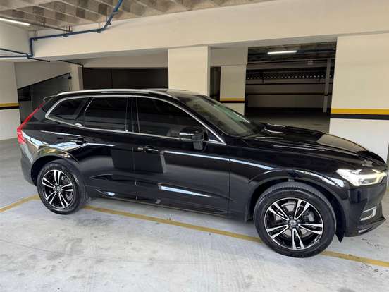 VOLVO-XC60-2.0 T5 GASOLINA MOMENTUM AWD GEARTRONIC VOLVO-XC60-2018