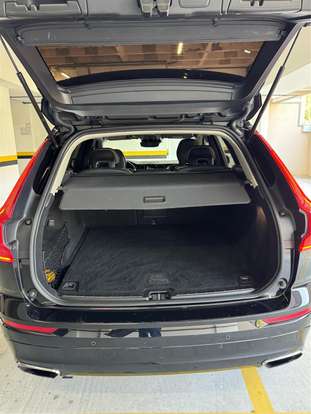 VOLVO-XC60-2018