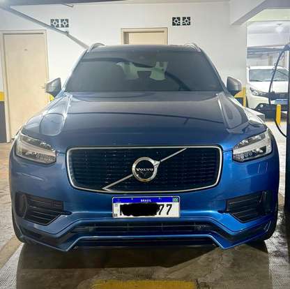 VOLVO-XC90-2019