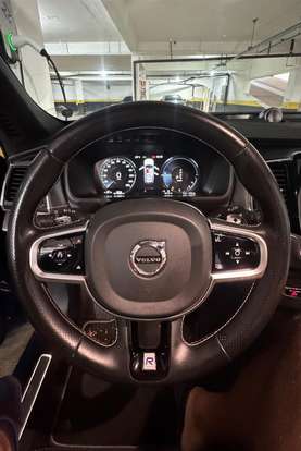 VOLVO-XC90-2019
