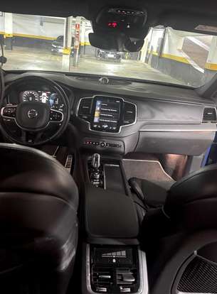 VOLVO-XC90-2019