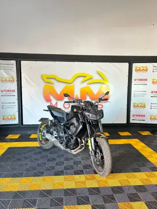 YAMAHA-MT-09-2023