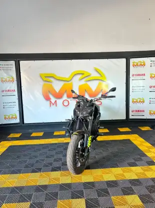 YAMAHA-MT-09-2023