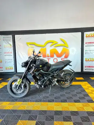 YAMAHA-MT-09-2023