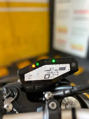 YAMAHA-MT-09-2023