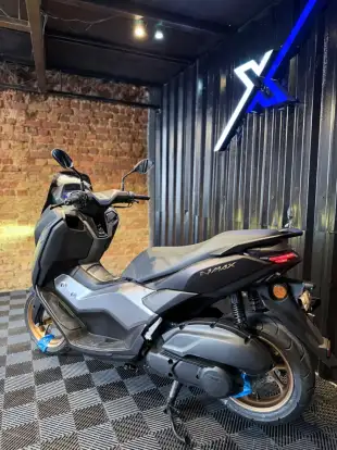 YAMAHA-NMAX CONNECTED 160 ABS YAMAHA-NMAX CONNECTED 160 ABS-2025