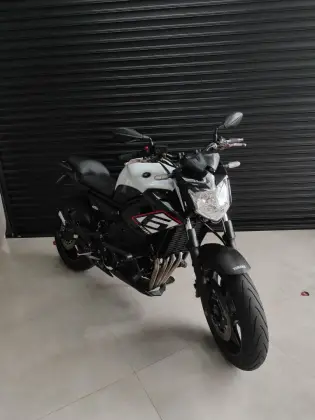 YAMAHA XJ6 N YAMAHA XJ6 N