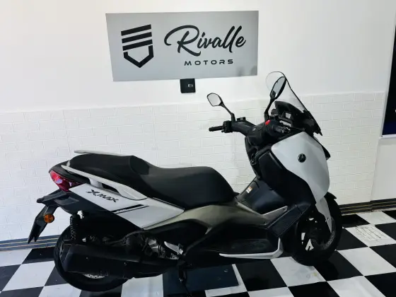 YAMAHA XMAX 250 CONNECTED ABS 