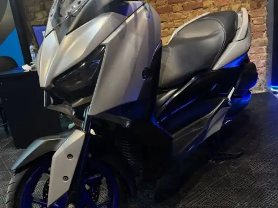 YAMAHA-XMAX 300 CONNECTED ABS YAMAHA-XMAX 300 CONNECTED ABS-2026