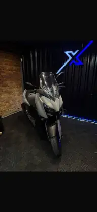 YAMAHA-XMAX 300 CONNECTED ABS-2026