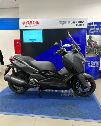 YAMAHA XMAX 300 CONNECTED ABS YAMAHA XMAX 300 CONNECTED ABS