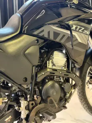 YAMAHA-XTZ 250 LANDER-2022