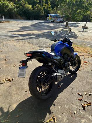 YAMAHA FZ25 FAZER CONNECTED ABS 