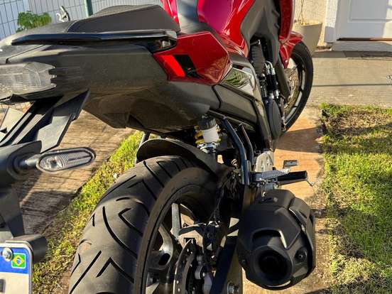 YAMAHA-FZ25 FAZER CONNECTED ABS YAMAHA-FZ25 FAZER CONNECTED ABS-2025