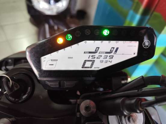 YAMAHA-MT-09 YAMAHA-MT-09-2021