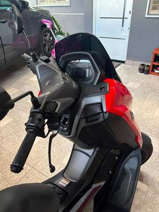 YAMAHA-NMAX CONNECTED 160 ABS YAMAHA-NMAX CONNECTED 160 ABS-2025