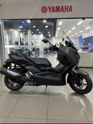 YAMAHA-XMAX 300 CONNECTED ABS-2025