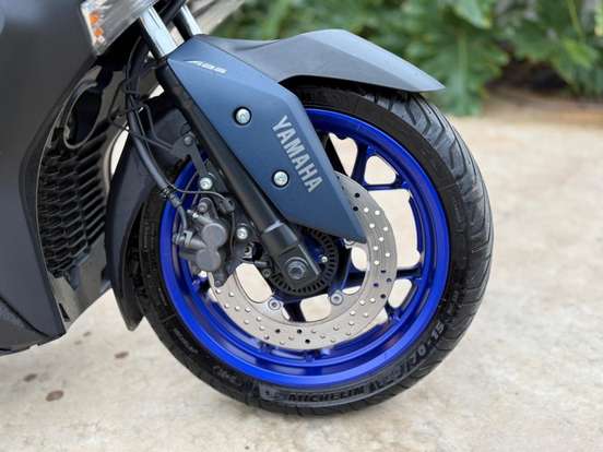 YAMAHA-XMAX ABS-2023