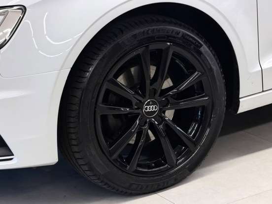 AUDI-A3-1.4 TFSI SEDAN 16V GASOLINA 4P S-TRONIC AUDI-A3-2015