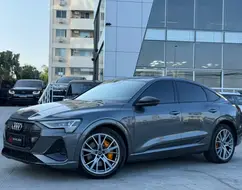 AUDI E-TRON ELÉTRICO SPORTBACK PERFORMANCE QUATTRO AUDI E-TRON ELÉTRICO SPORTBACK PERFORMANCE QUATTRO