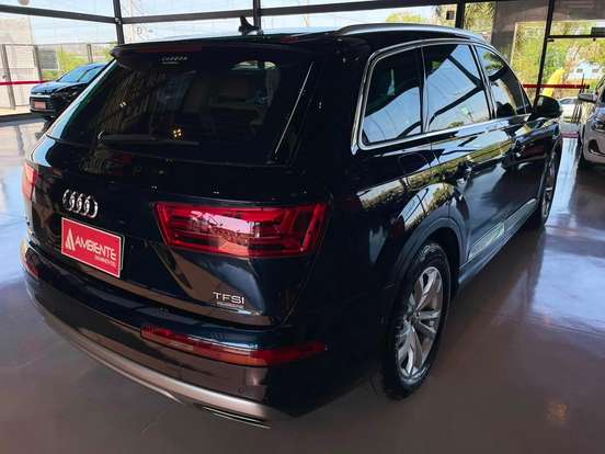 AUDI-Q7-3.0 TFSI AMBIENTE V6 24V GASOLINA 4P TIPTRONIC AUDI-Q7-2016