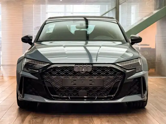 AUDI-RS3-2.5 TFSI GASOLINA SEDAN TRACK QUATTRO S-TRONIC AUDI-RS3-2025