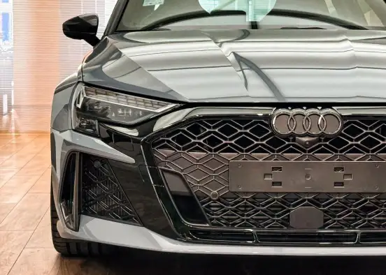 AUDI-RS3-2025