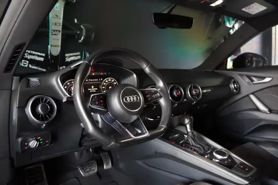 AUDI-TT-2015